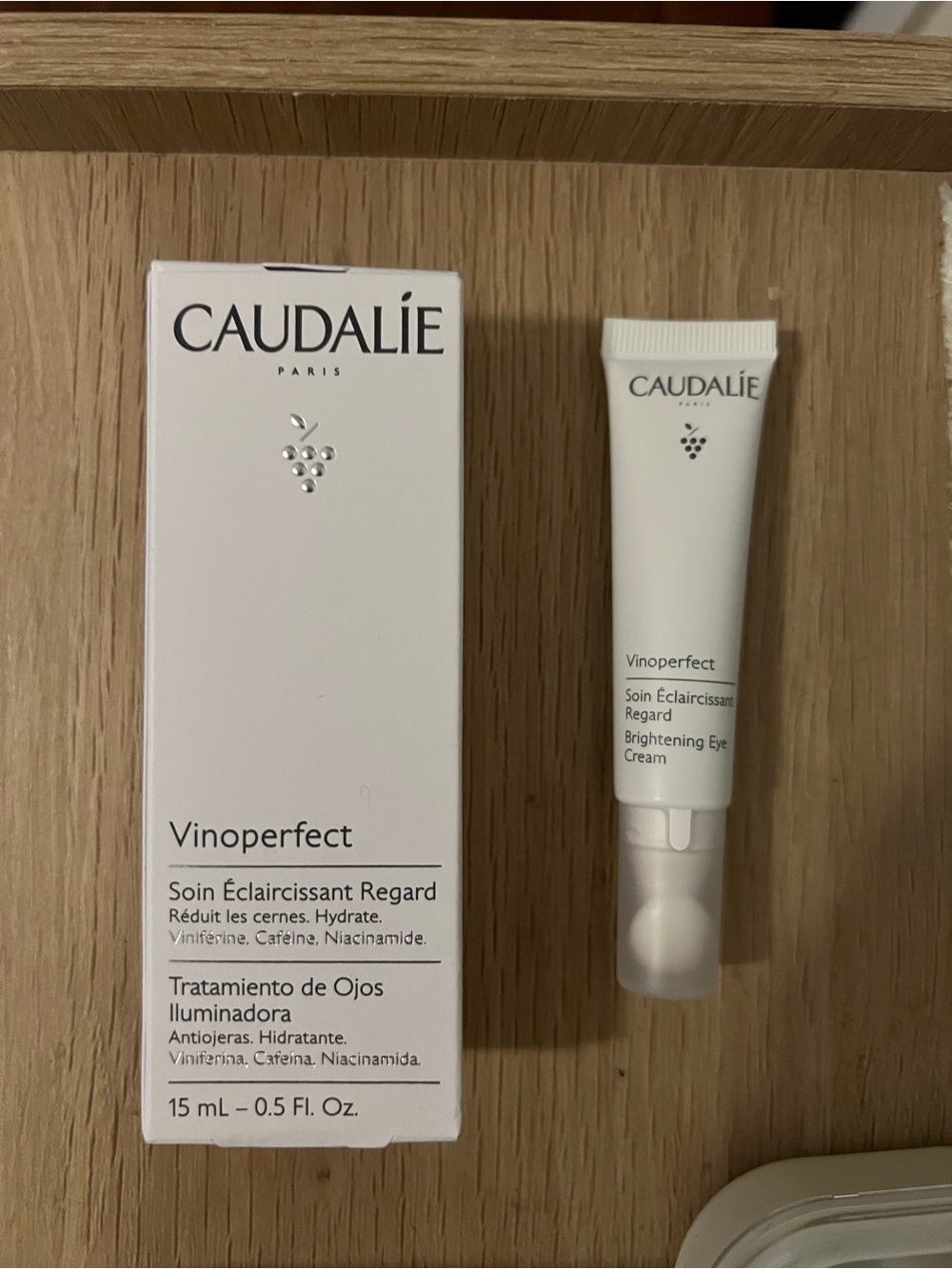 Caudalie Vinoperfect Brightening Eye Cream - White
